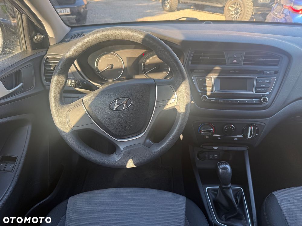 Hyundai i20 1.2 - 16