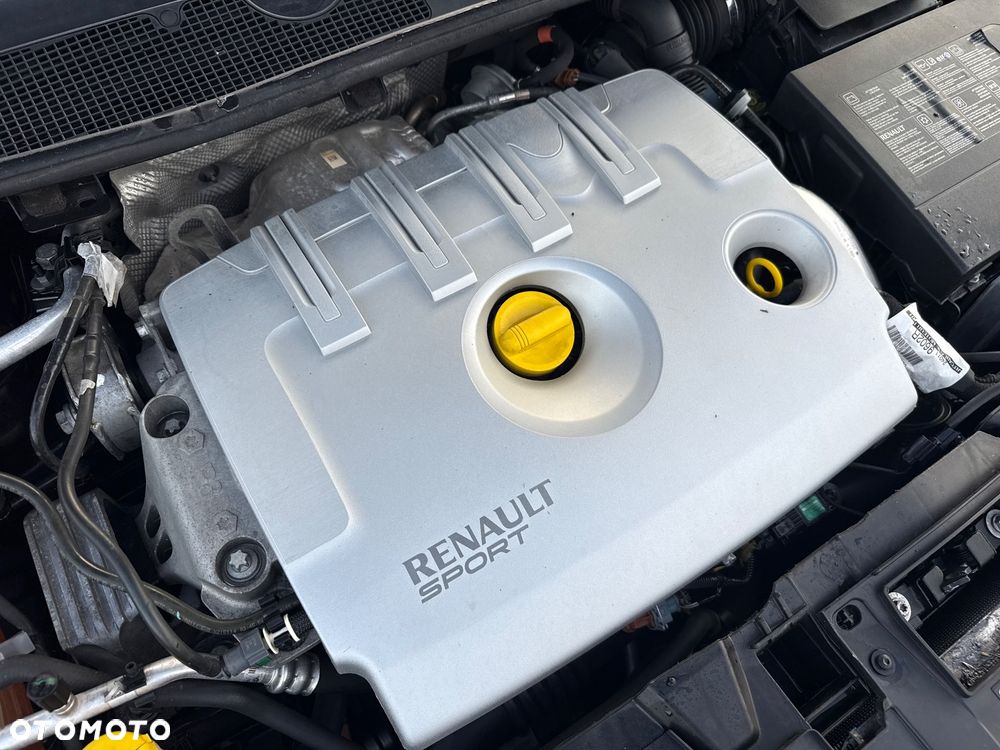Renault Megane 220 GT - 6