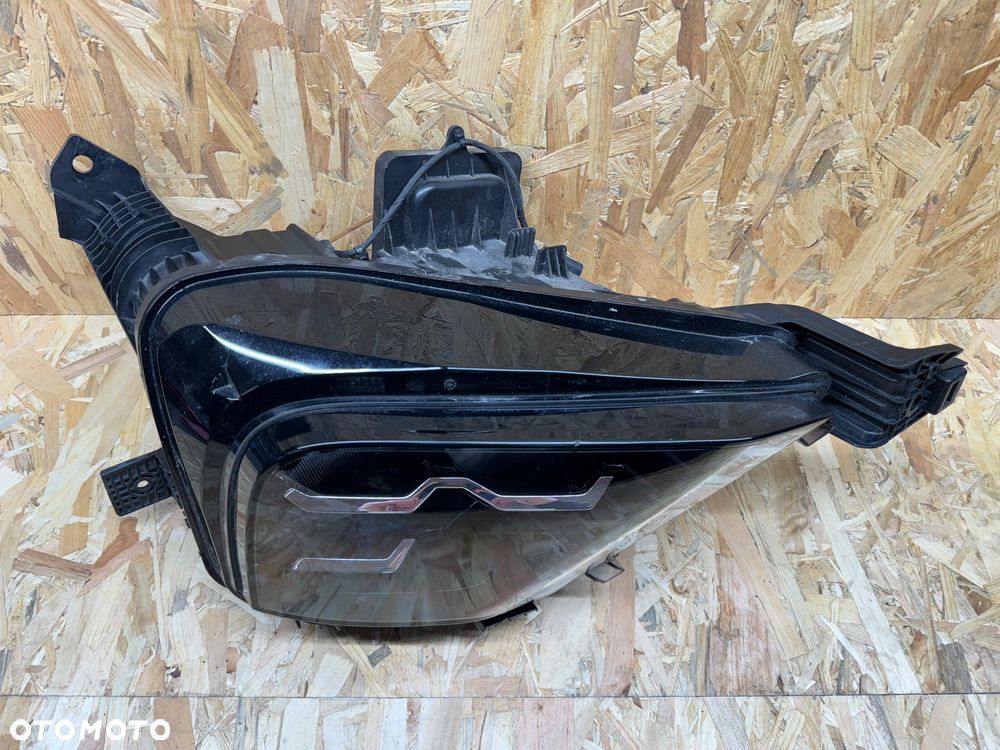 Przednia prawa lampa citroen c5 x - 2