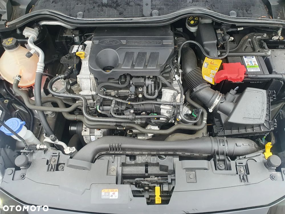 Ford Fiesta 1.0 EcoBoost S&S TITANIUM - 11