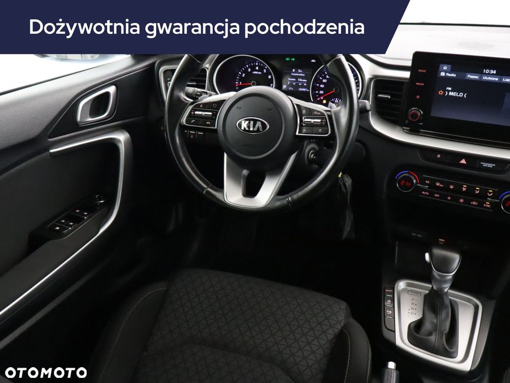 Kia Ceed - 9