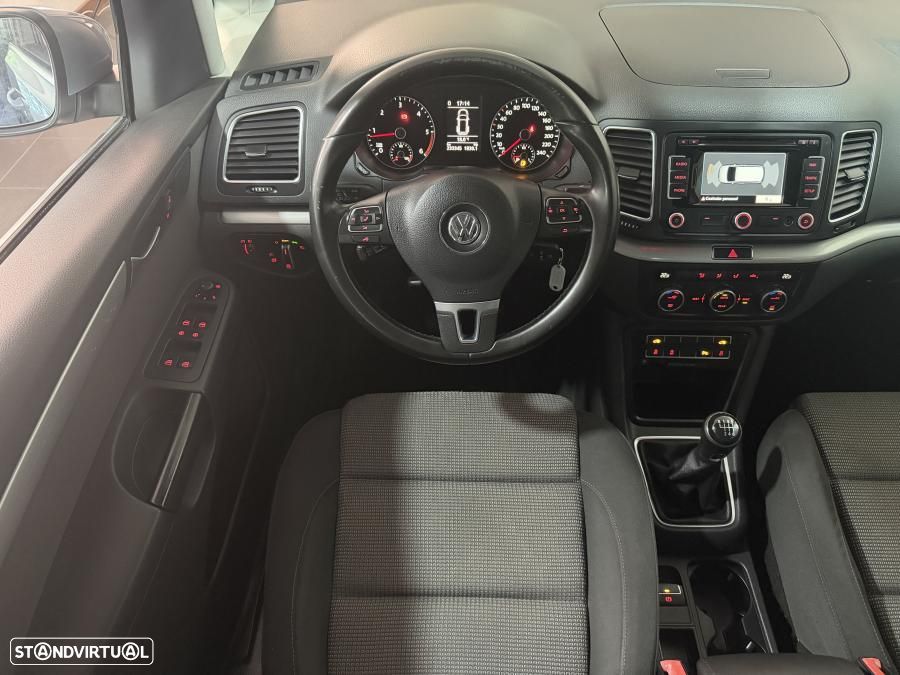 VW Sharan 2.0 TDI BlueMotion Comfortline - 25
