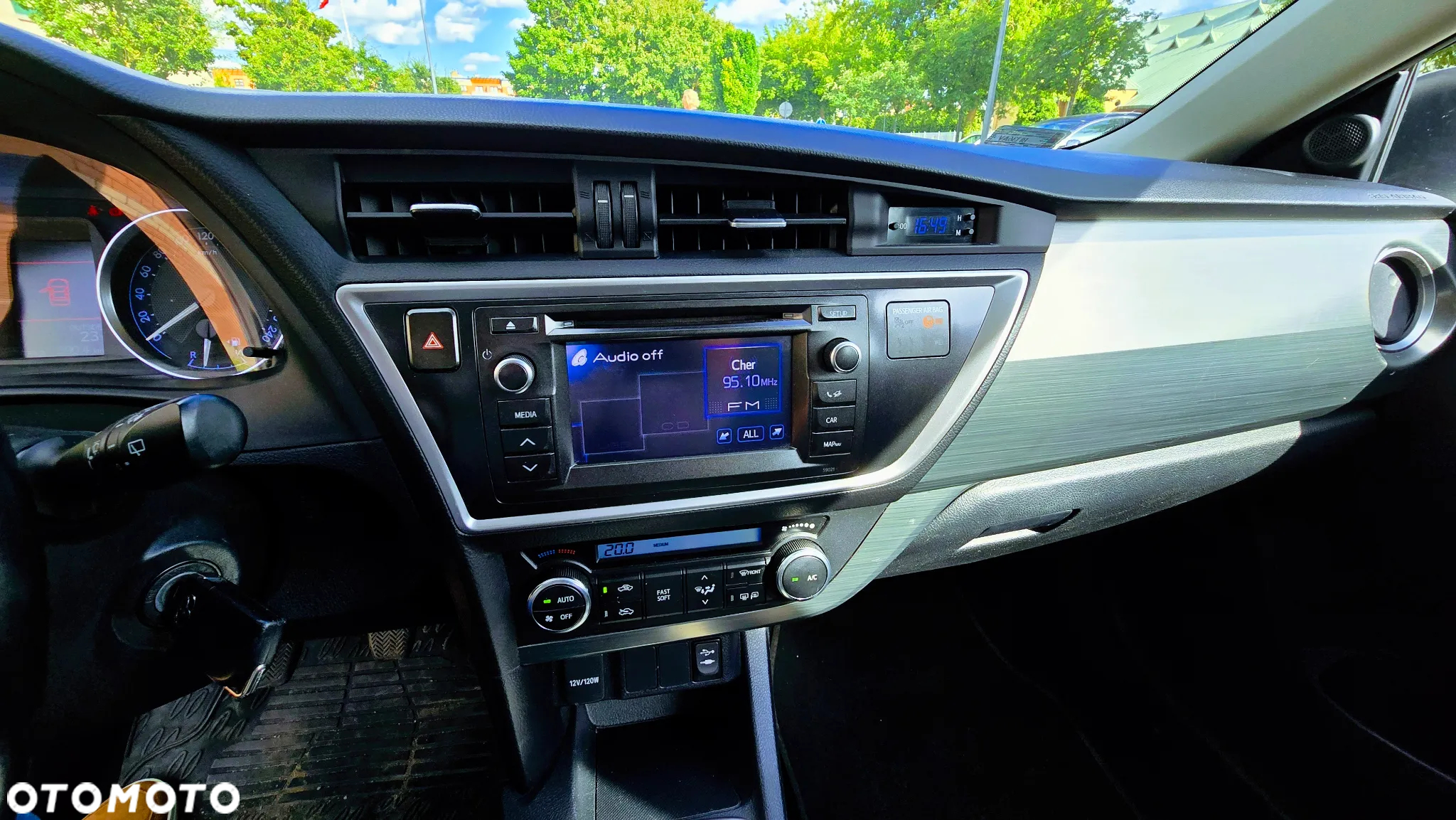 Toyota Auris 1.6 Valvematic Executive - 15