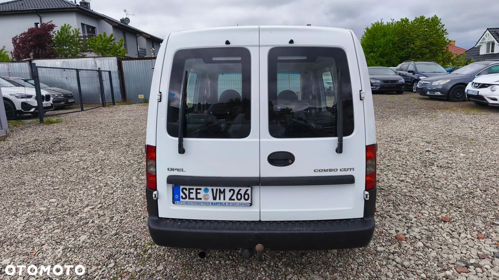 Opel Combo - 9