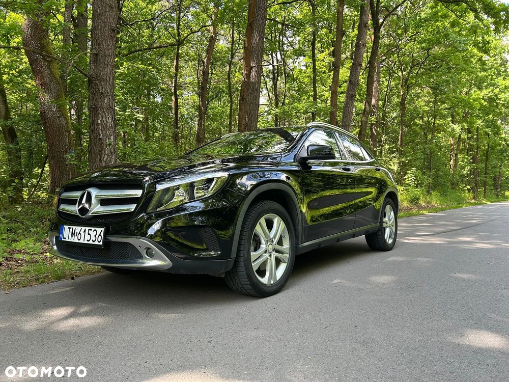 Mercedes-Benz GLA 250 4-Matic - 14