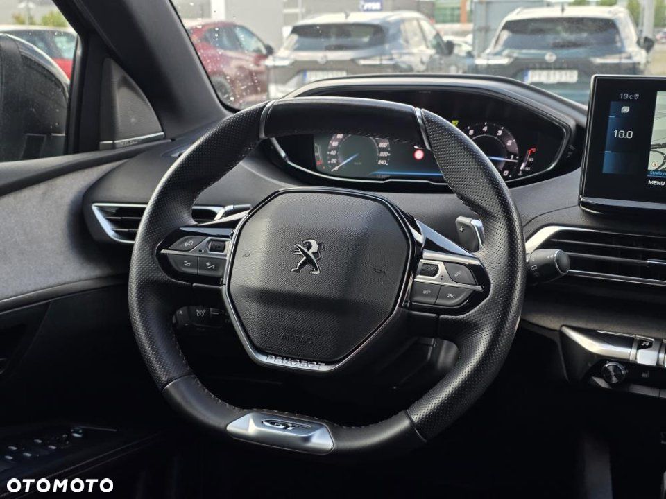 Peugeot 5008 - 26