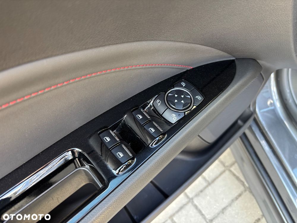 Ford Mondeo - 13