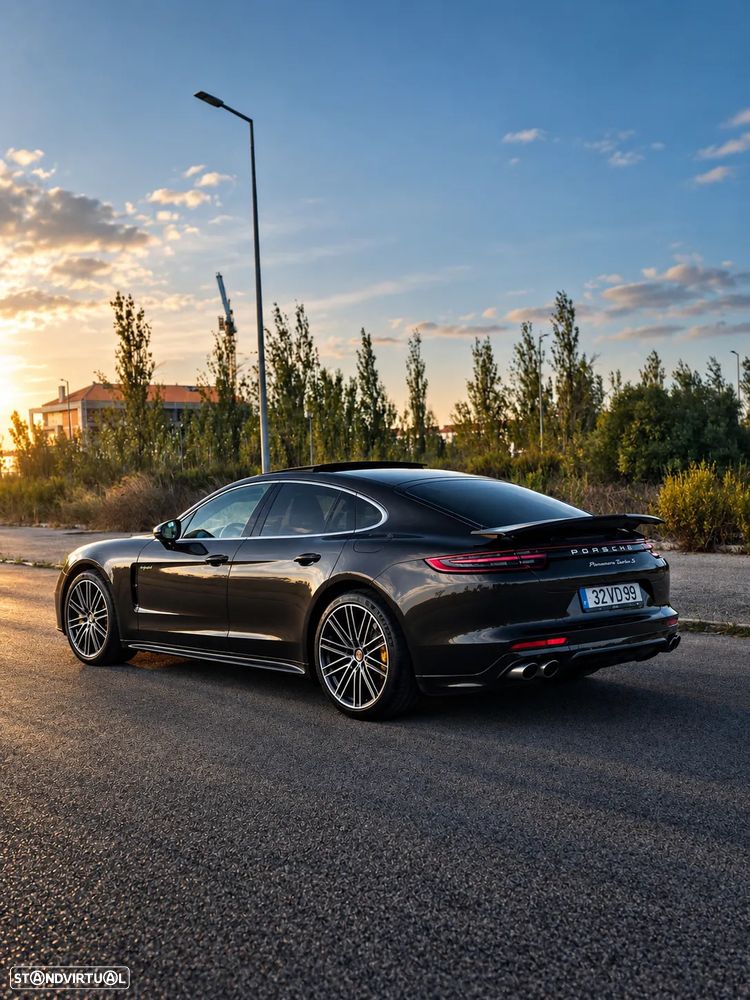 Porsche Panamera - 13