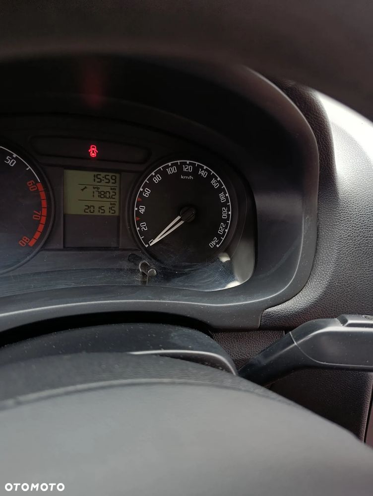 Skoda Fabia 1.2 HTP - 16