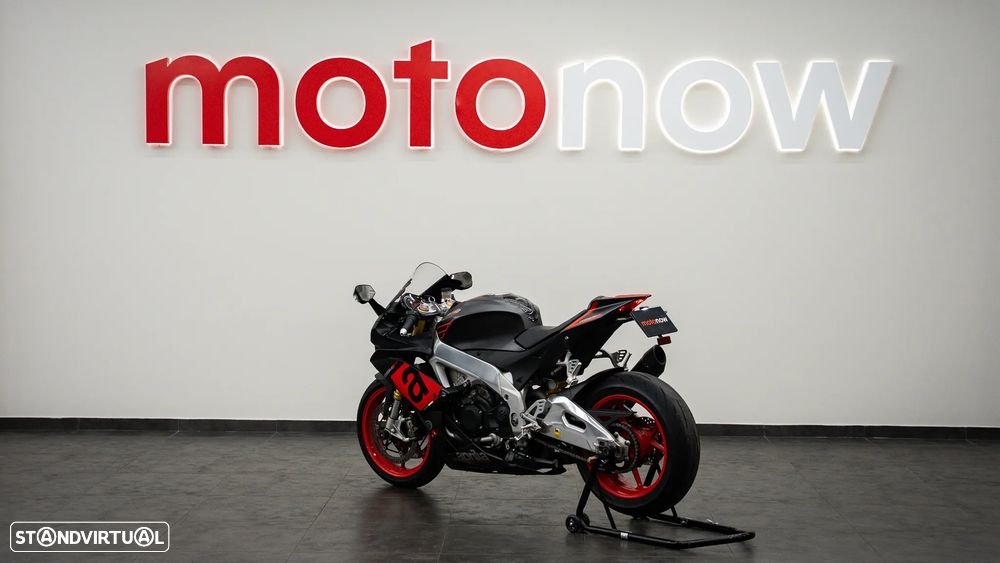 Aprilia RS V4 RR - 4