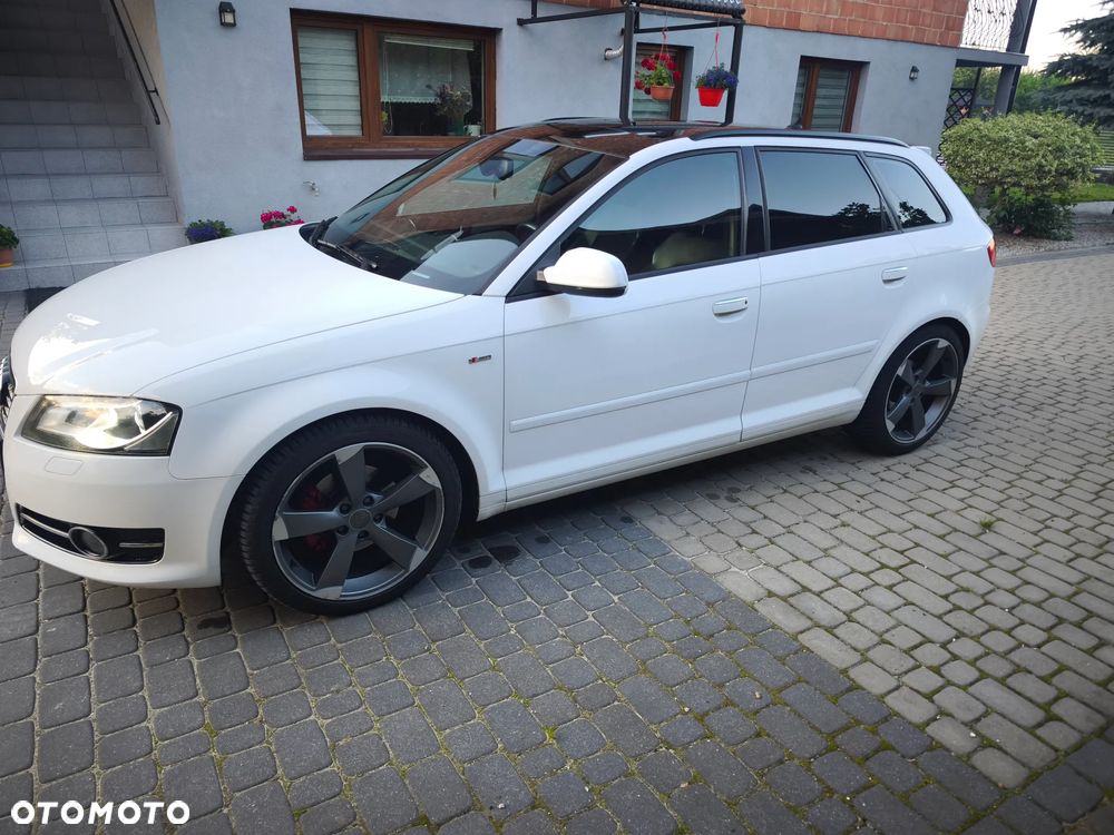 Audi A3 Sportback 2.0 TDI DPF S line Sportpaket - 22