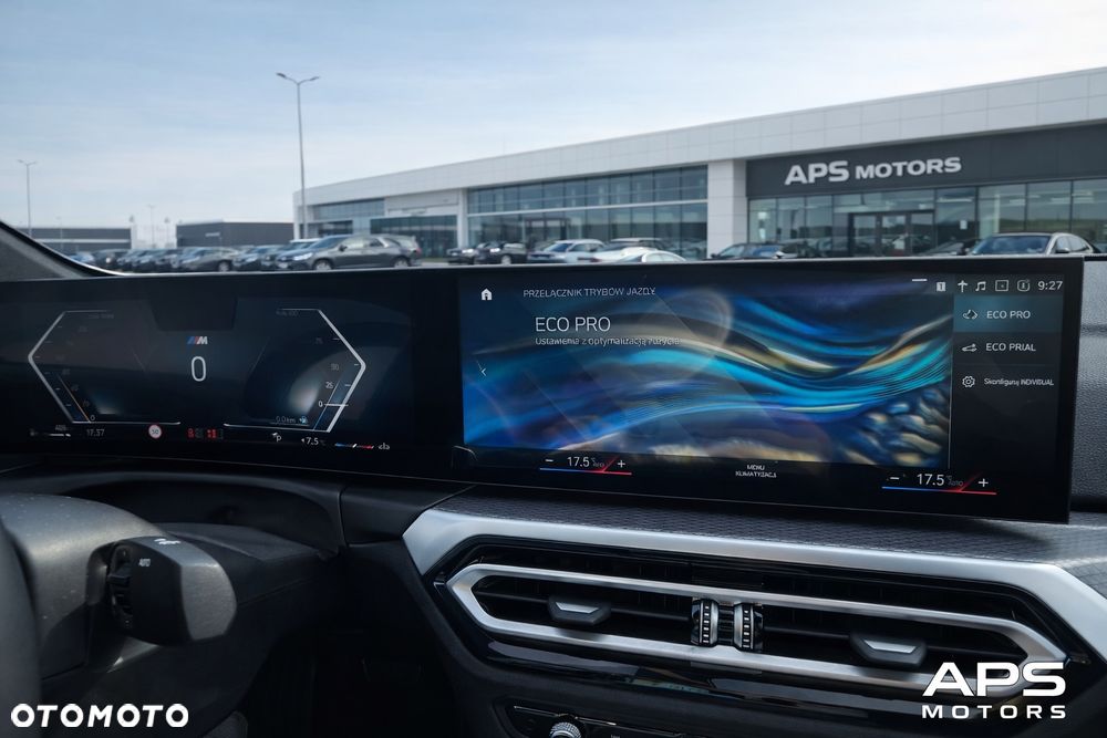 BMW Seria 3 318i M Sport - 27