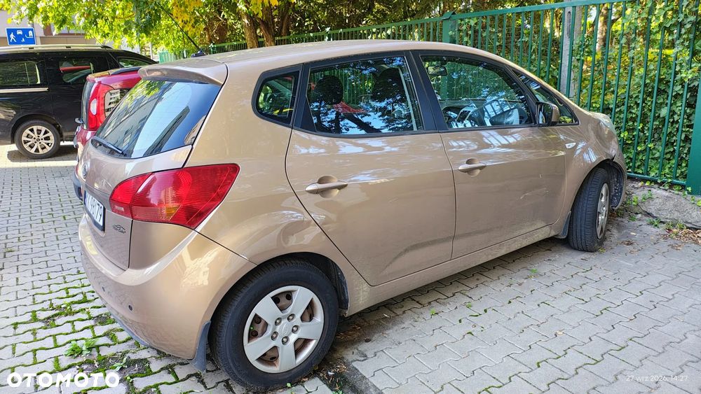 Kia Venga - 9