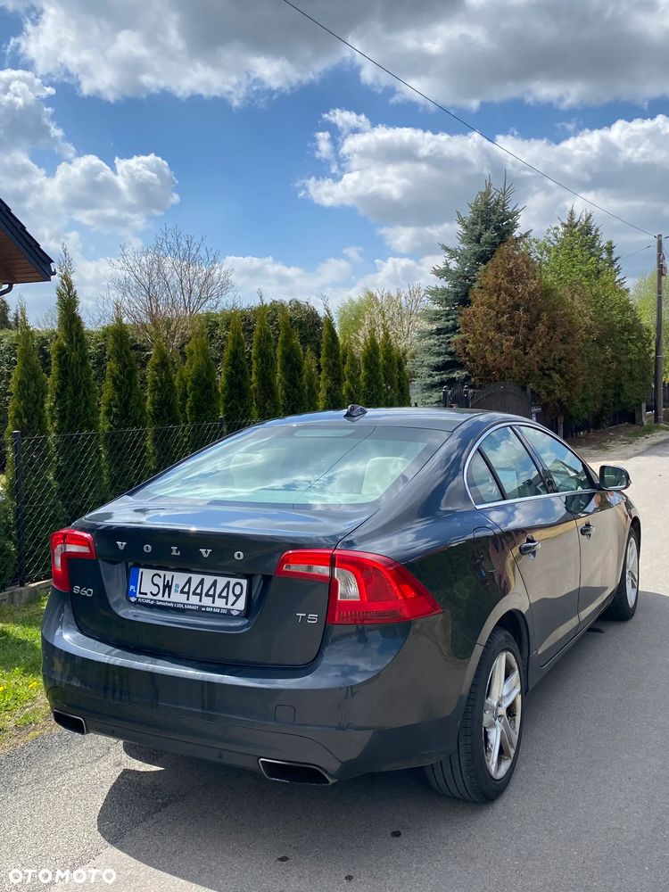 Volvo S60 2.5 T5 - 15