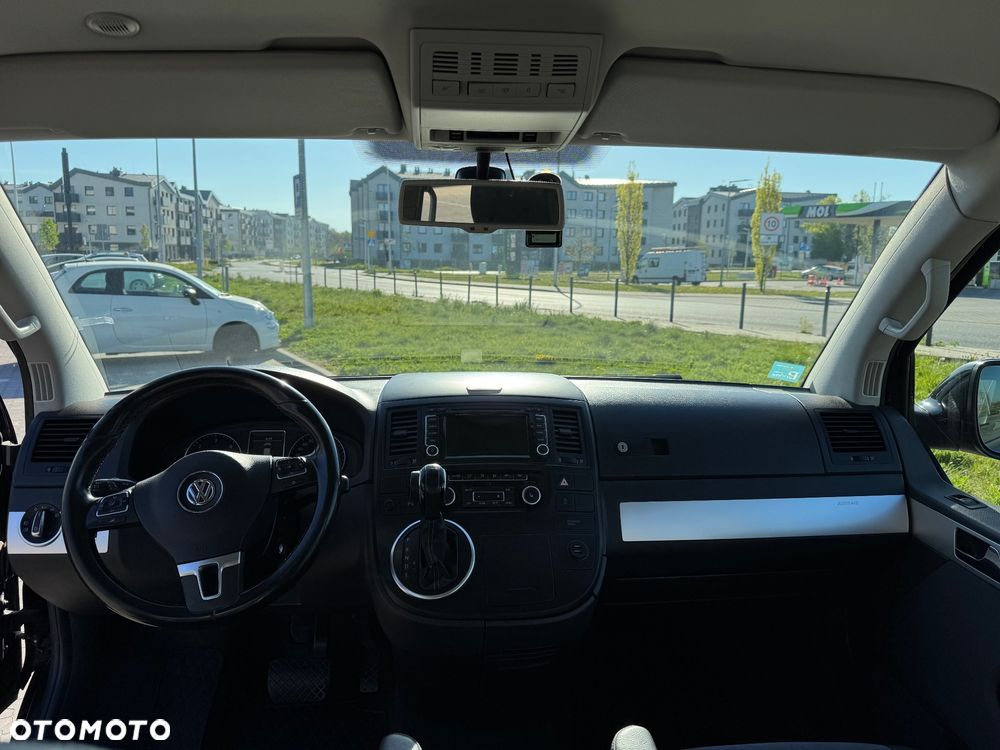 Volkswagen Multivan - 7