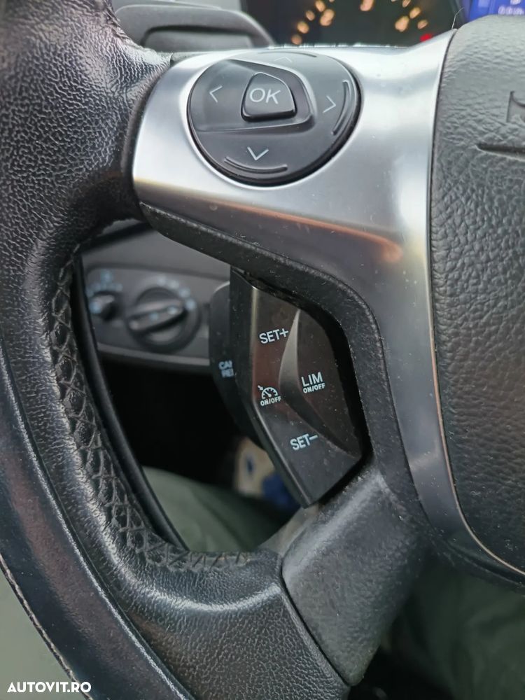 Ford Kuga 2.0L TDCi DPF Titanium - 17