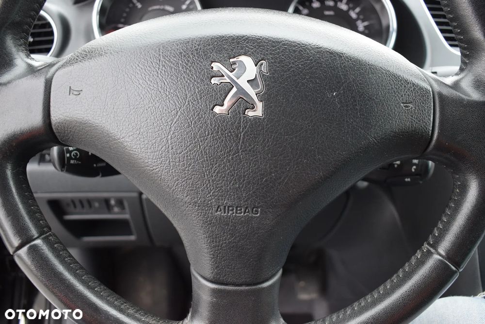 Peugeot 3008 BlueHDi 120 EAT6 Stop & Start Active - 20