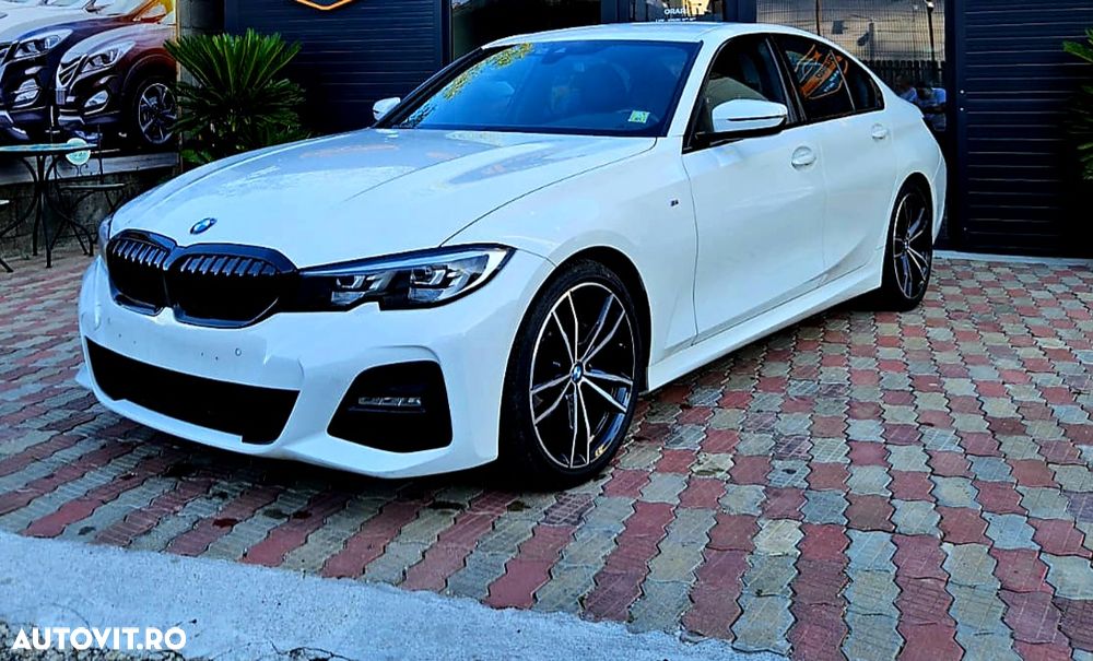 BMW Seria 3 318i Aut. M Sport - 2