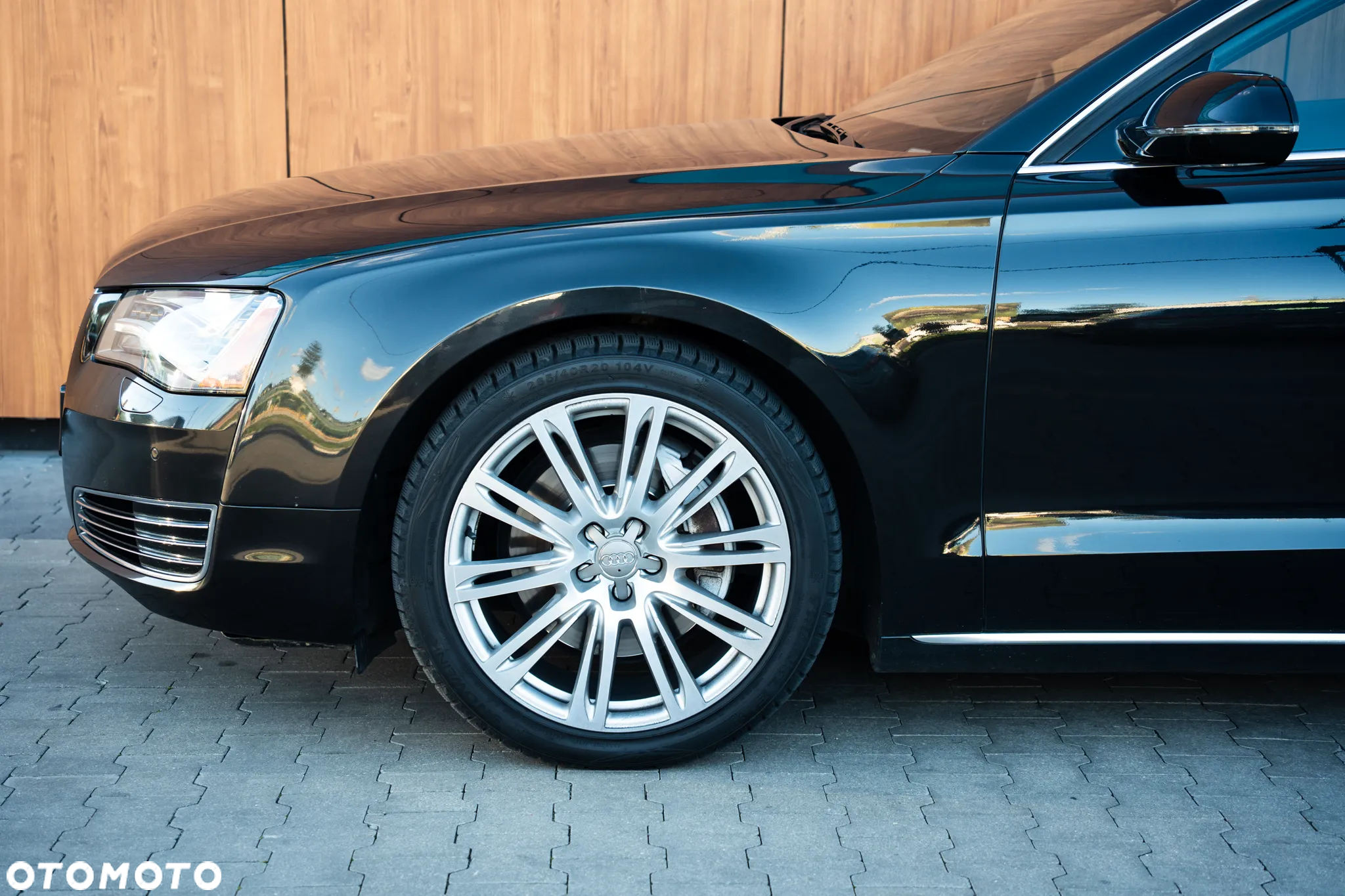 Audi A8 - 12