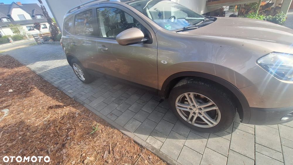 Nissan Qashqai+2 2.0 dCi DPF 4x4 tekna - 6