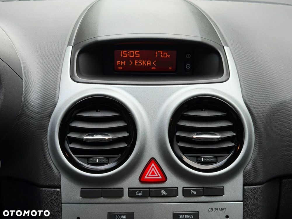 Opel Corsa - 25