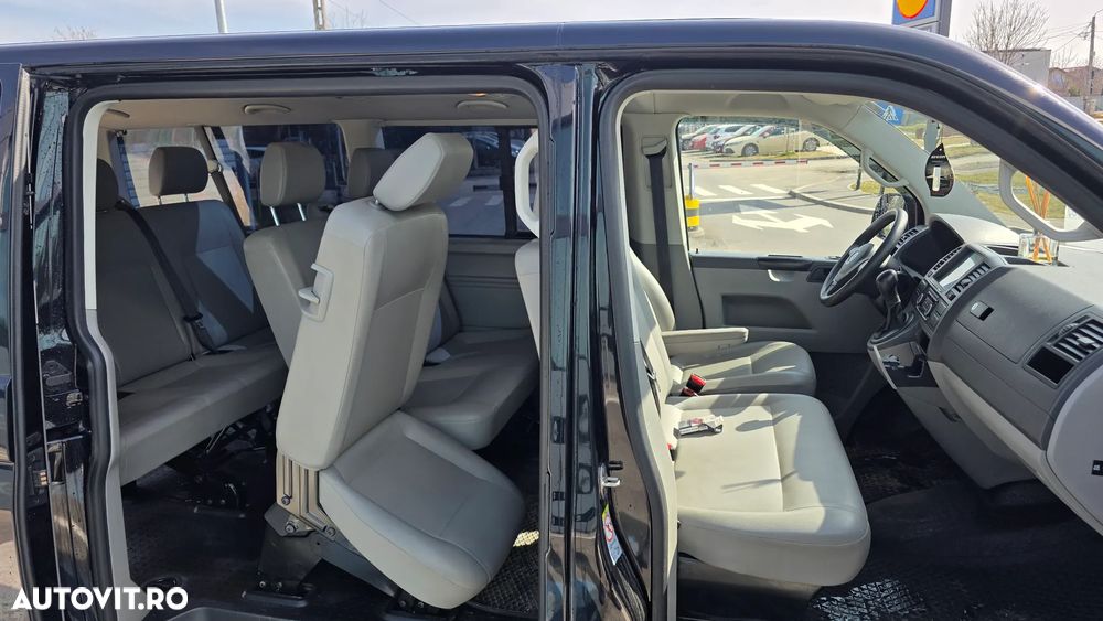 Volkswagen Caravelle - 8