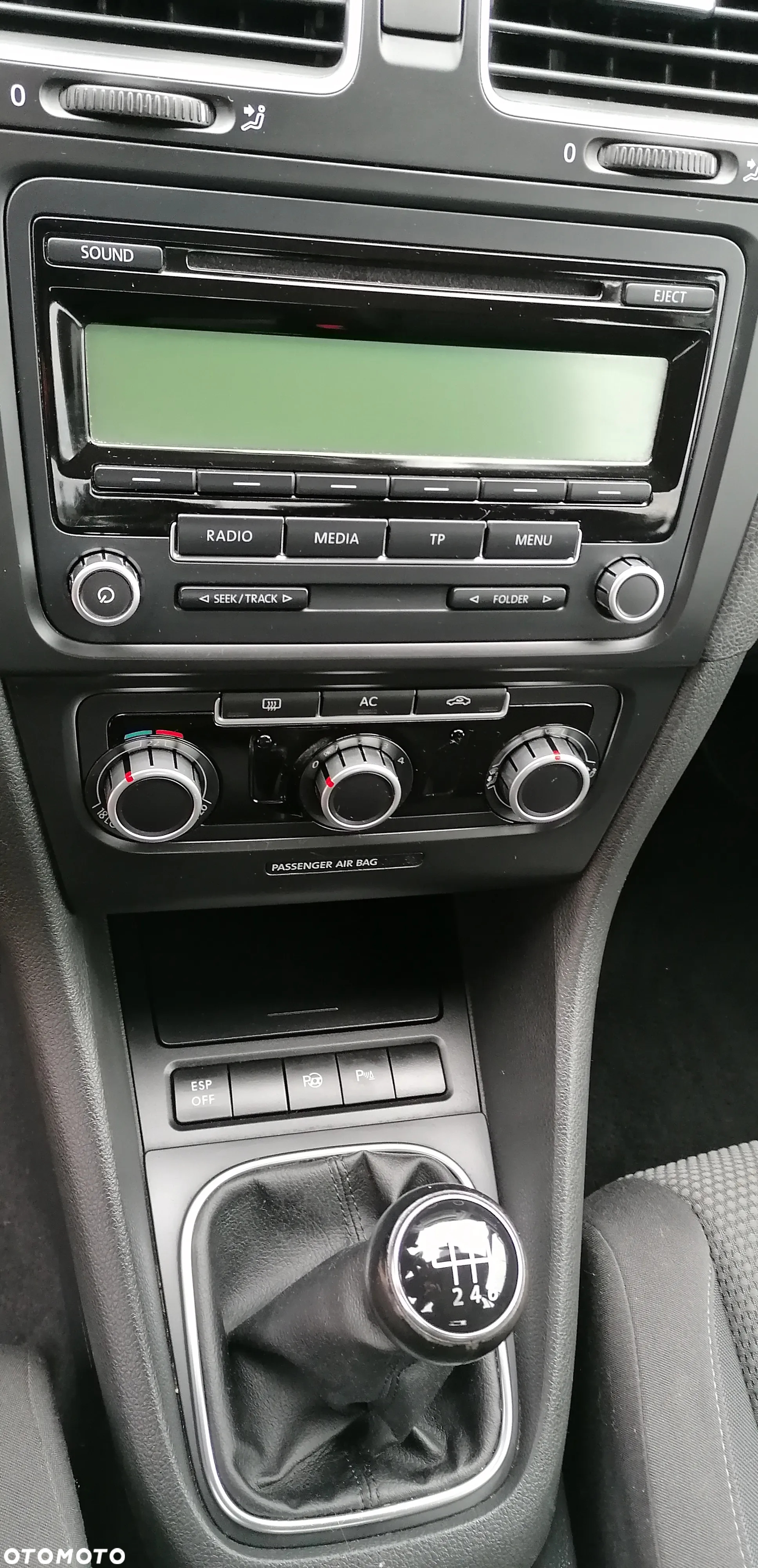 Volkswagen Golf - 23