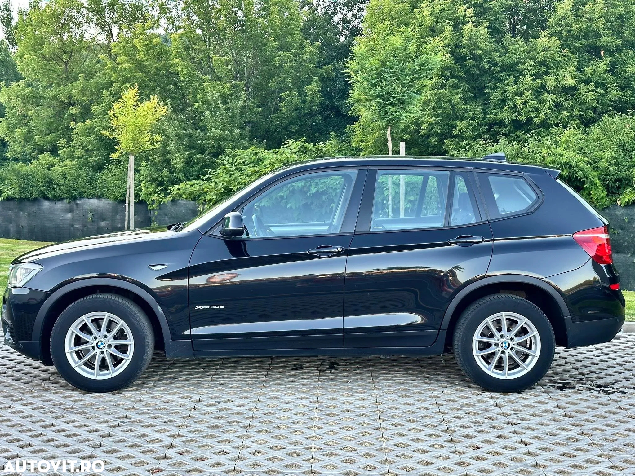 BMW X3 xDrive20d AT Luxury Line - 9