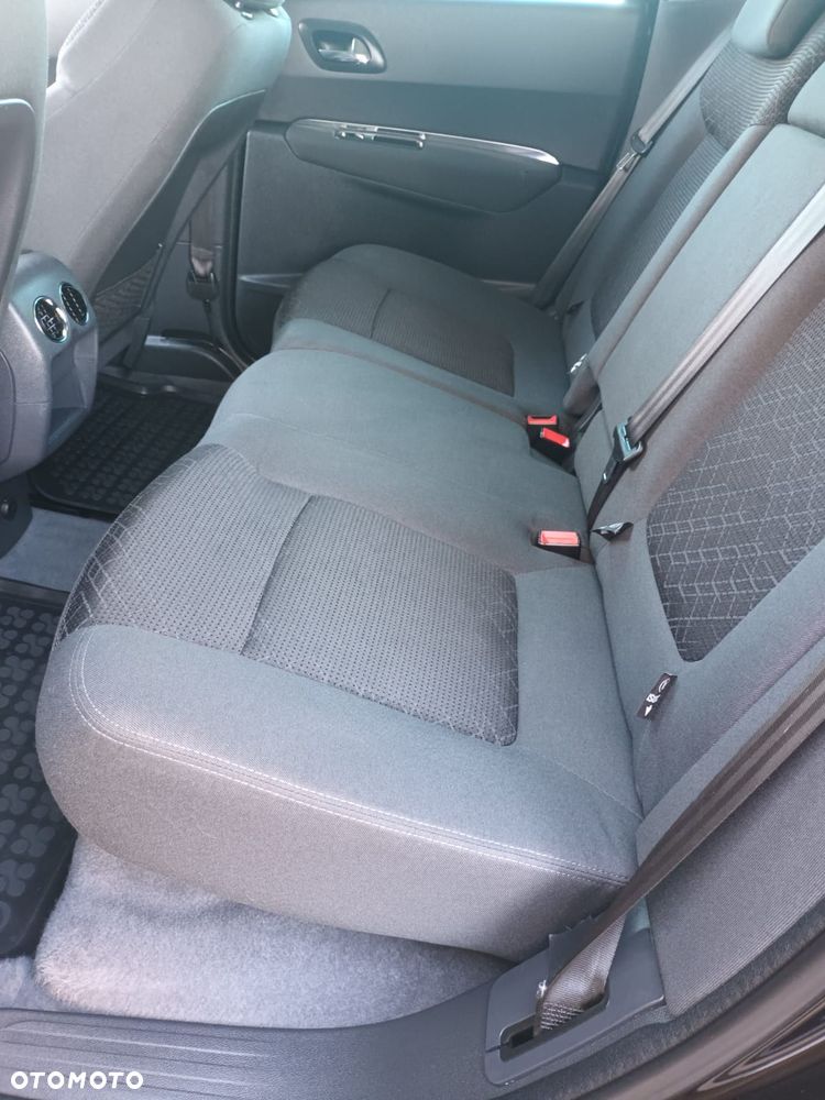 Peugeot 3008 1.6 BlueHDi Allure S&S EAT6 - 28