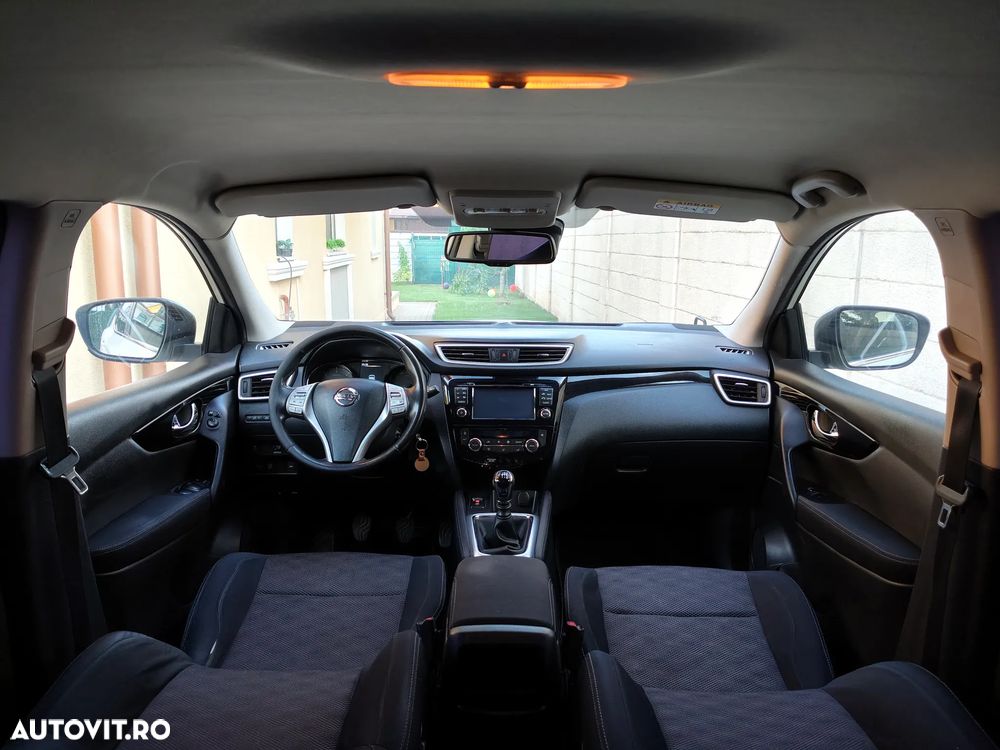 Nissan Qashqai 1.5 DCI Start/Stop N-Connecta - 26