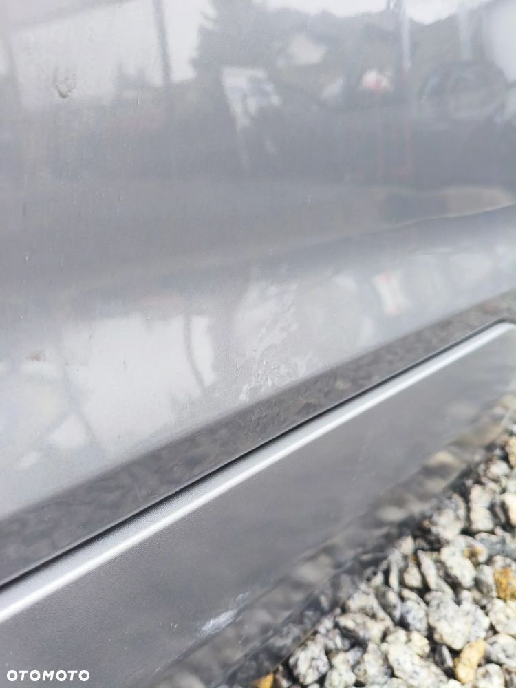 FORD CONNECT MK2 OSOBOWY 13R- DRZWI PRZEDNIE PRAWE POZNAŃ GIEŁDA X - 5