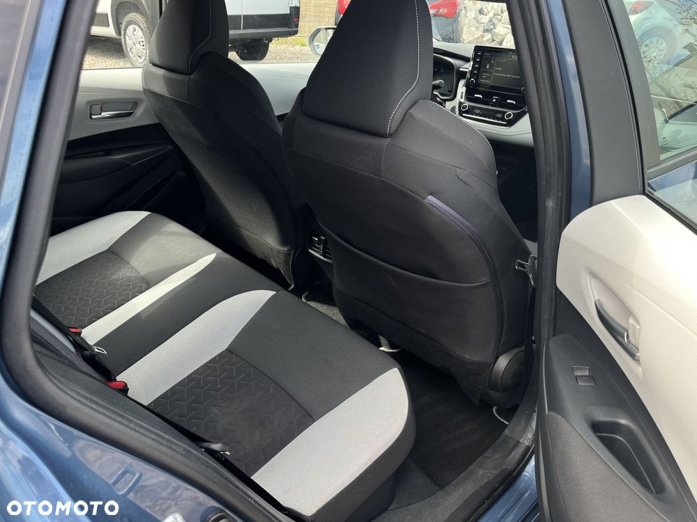 Toyota Corolla 2.0 Hybrid Comfort - 15
