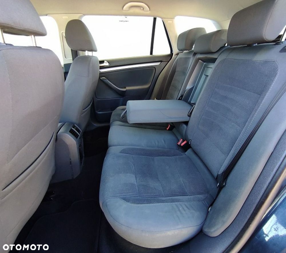 Volkswagen Golf - 13