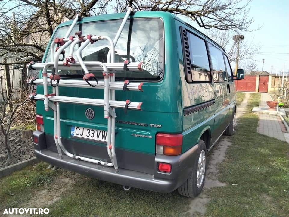 Volkswagen Multivan - 13