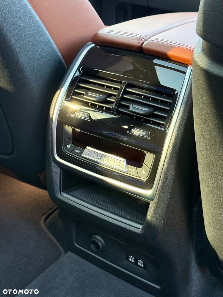 BMW-ALPINA XB7 Biturbo - 37