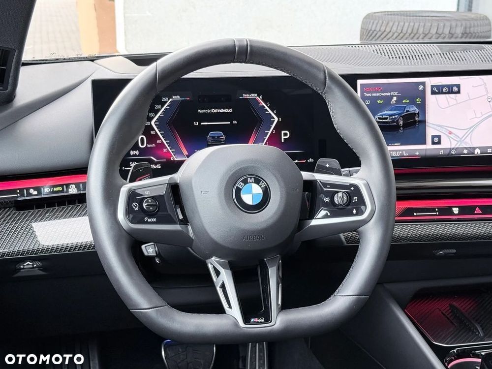 BMW Seria 5 540d xDrive mHEV - 9