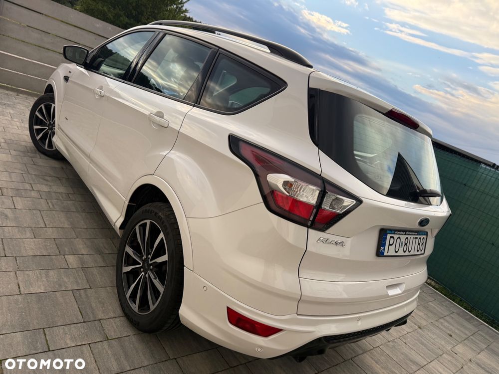Ford Kuga 2.0 TDCi 4x4 ST-Line - 22