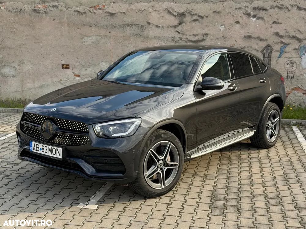 Mercedes-Benz GLC Coupe 300 e 4MATIC - 1