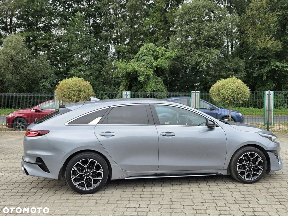 Kia ProCeed - 16