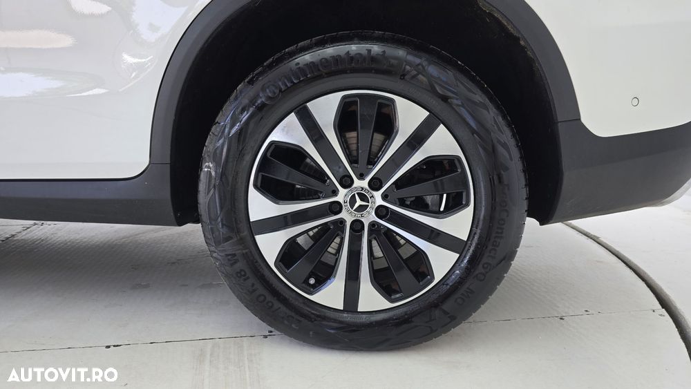 Mercedes-Benz GLC - 21