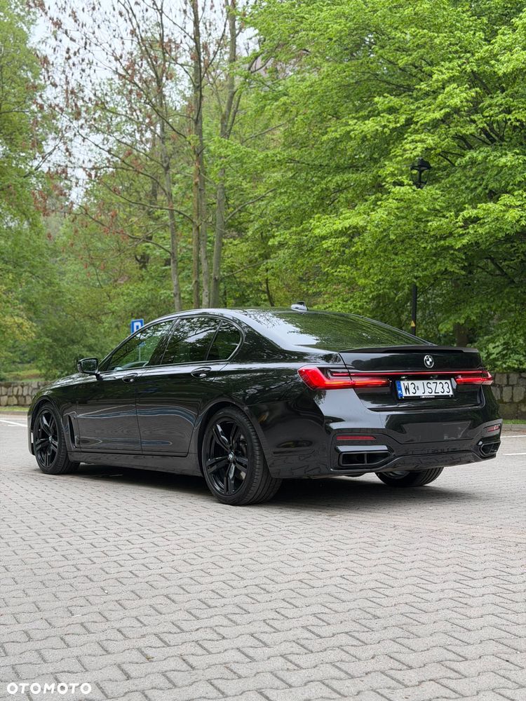 BMW Seria 7 730d xDrive sport - 4