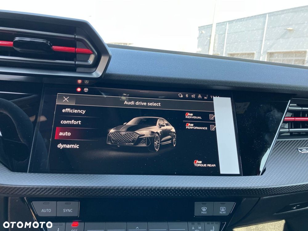 Audi RS3 Limousine - 17