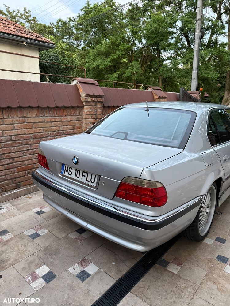 BMW Seria 7 - 7