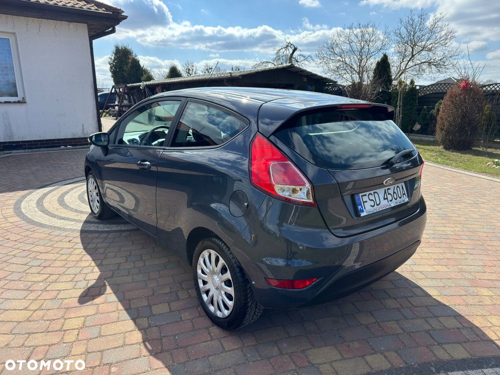 Ford Fiesta - 12