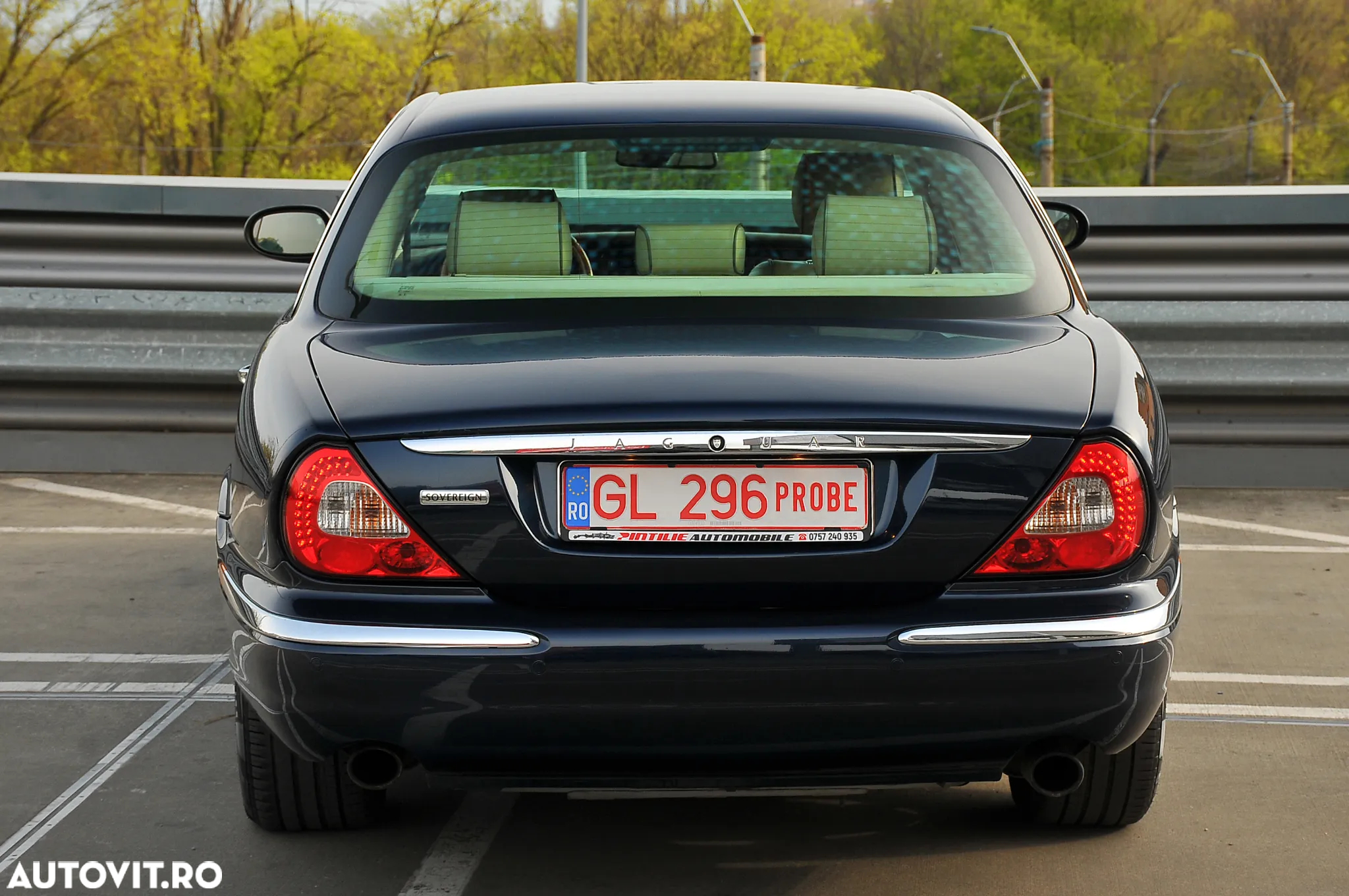 Jaguar XJ XJ6 2.7 Twin Turbo Diesel (LWB) Sovereign Last Edition - 12