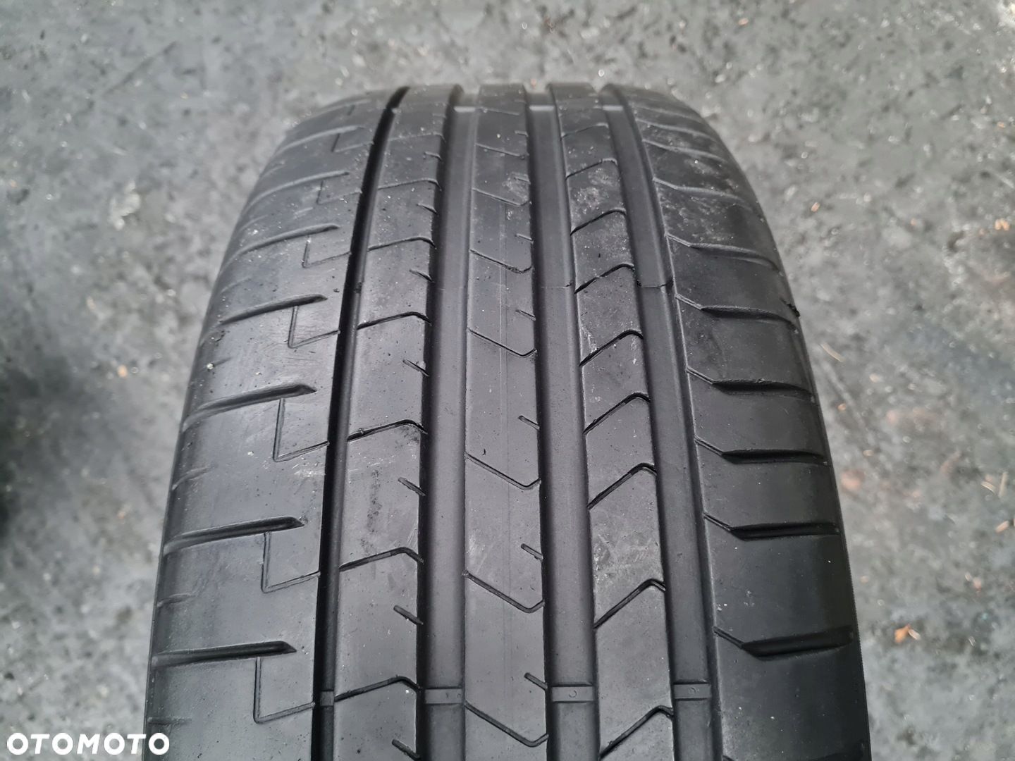 PIRELLI P Zero PZ4 245/45R20 5,5mm 2023 - 1