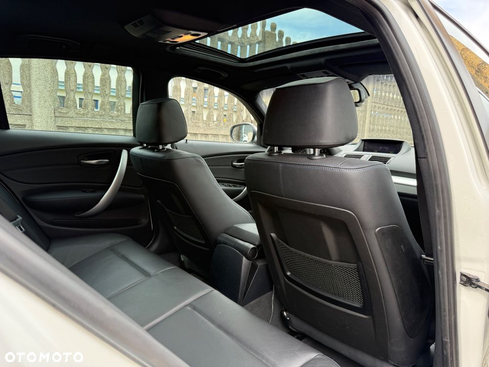 BMW Seria 1 120i Edition Sport - 30