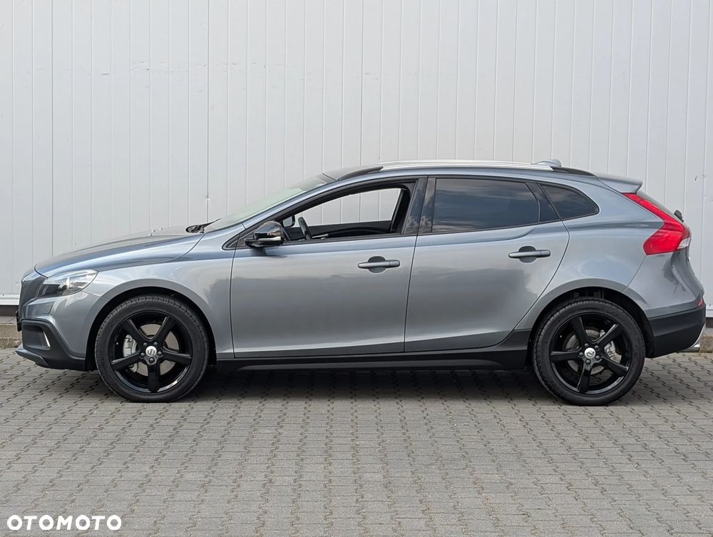 Volvo V40 Cross Country D3 Summum - 1