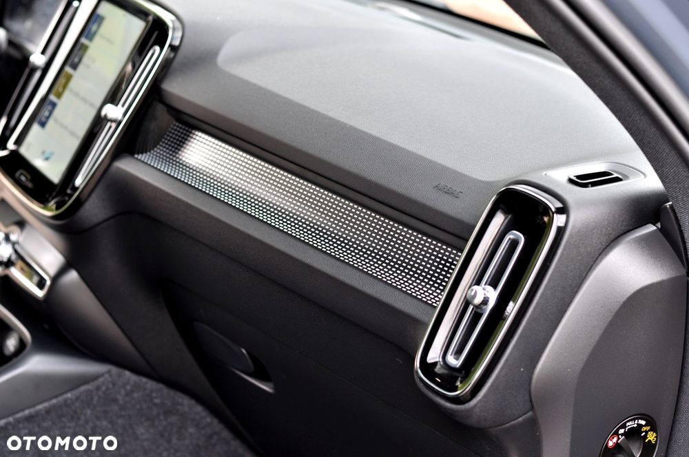 Volvo XC 40 - 34