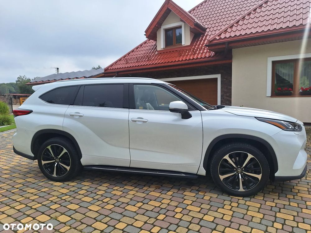 Toyota Highlander 2.5 Hybrid Executive - 5